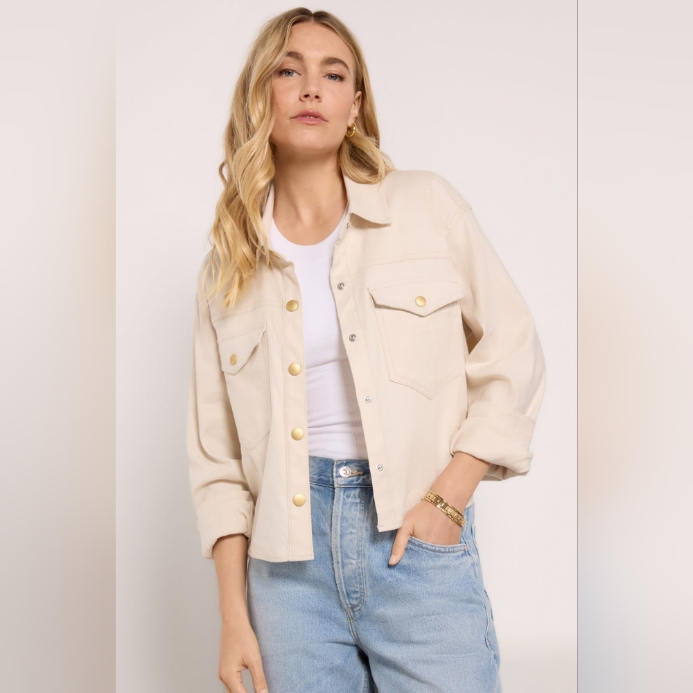 Evereve Frankie Stretch Linen Cropped Shacket Natural Cream Size Small - Picture 11 of 14